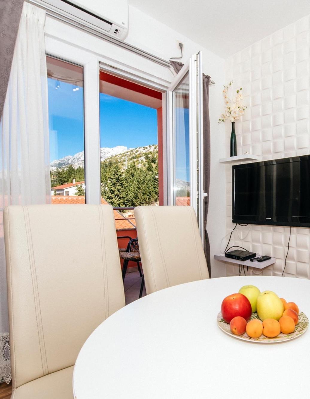 Apartments By The Sea Starigrad, Paklenica - 16421 Rom bilde